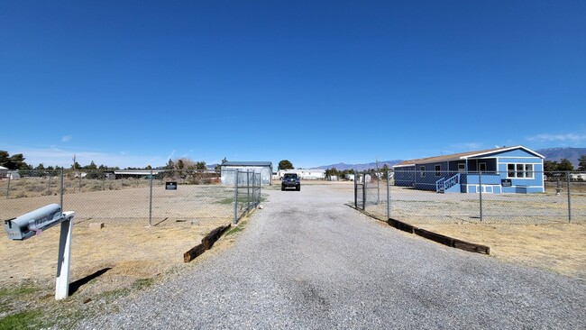 Building Photo - CAL VEGAS RANCHOS - W. Irons