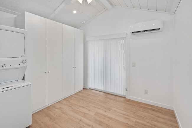 Foto del edificio - 720 Pritchett Ln