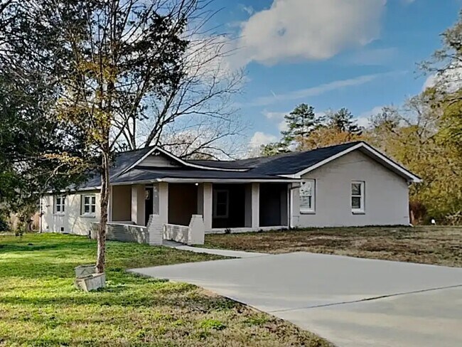Foto del edificio - 1306 N Hickory St