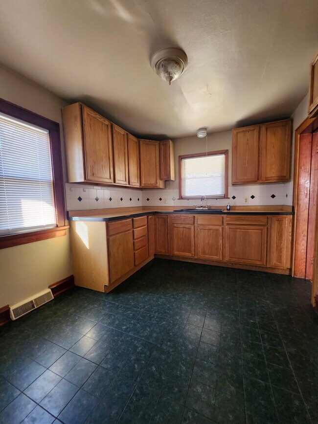 Foto del edificio - 5923 N 38th St