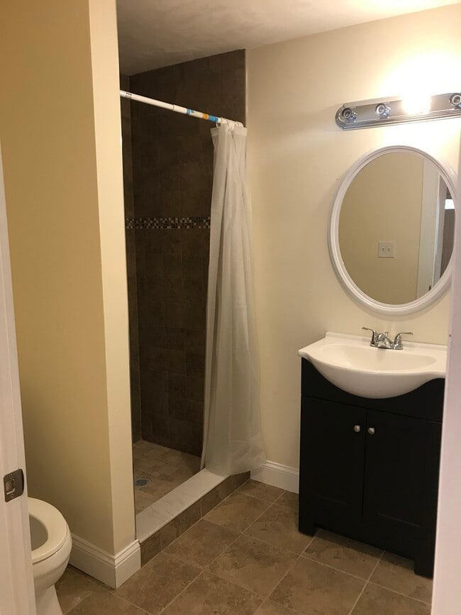 Foto del edificio - 20 Rockdale Ave