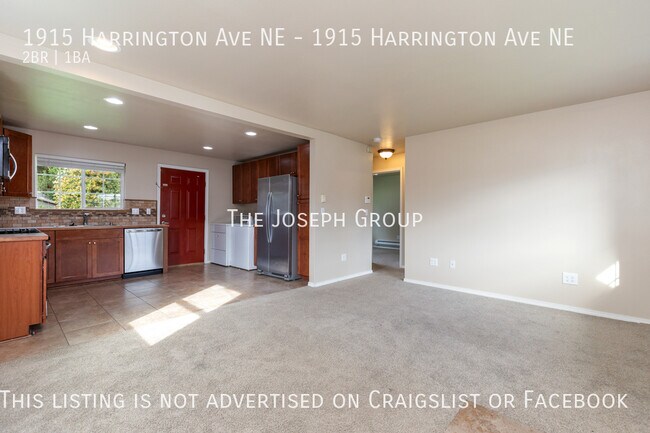 Building Photo - Wonderfully located 2 bed/1 bath in Renton!