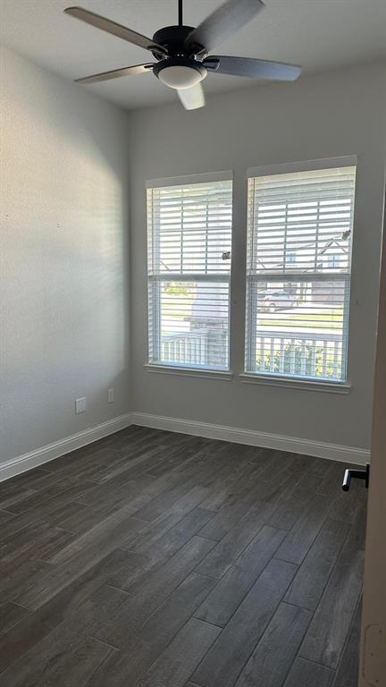 Foto del edificio - 6219 Fallen Arbor Ln