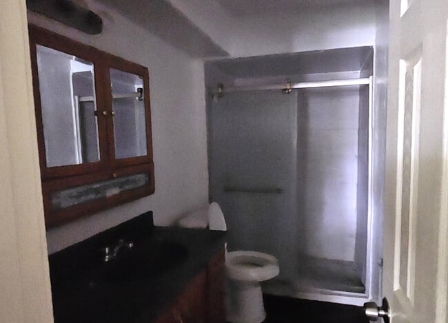 Foto del edificio - 3303 Roaming Woods Ln