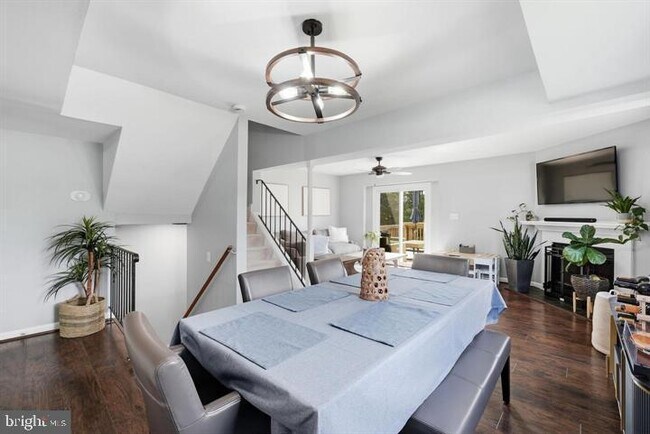 Foto del edificio - 15208 Cloverdale Rd