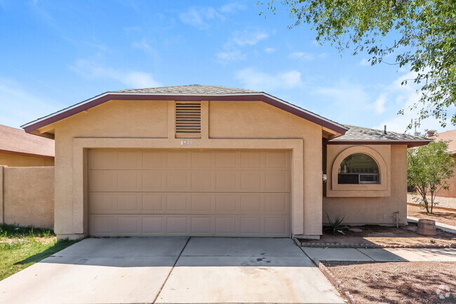 Building Photo - 8938 N 64th Ln