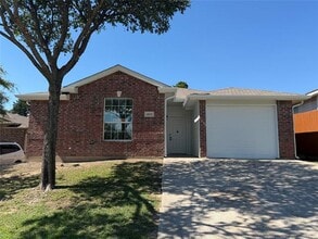 Building Photo - 4815 Mexico Ct