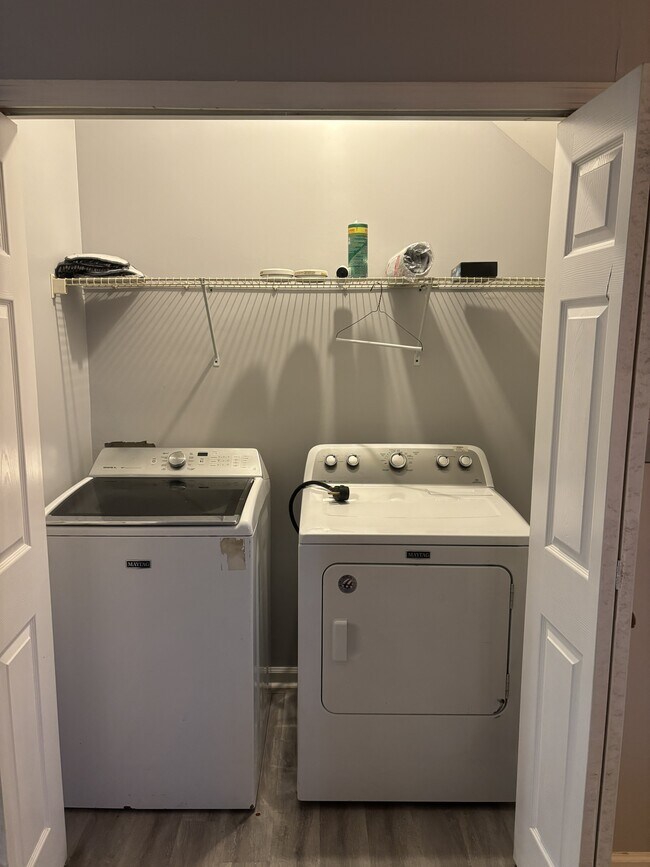 Foto del edificio - 559 Woodlawn Ave NW