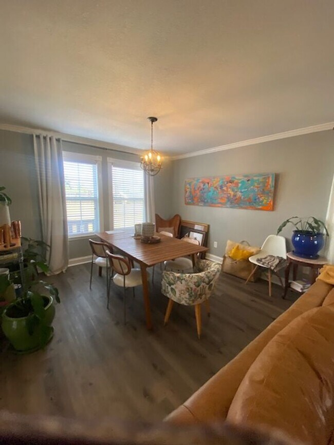 Building Photo - Loudon 37774 - 3 bedroom, 2.5 bath home - Contact Linda Meese (865) 591-6004
