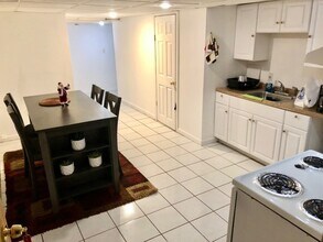 Building Photo - 286 Princeton St