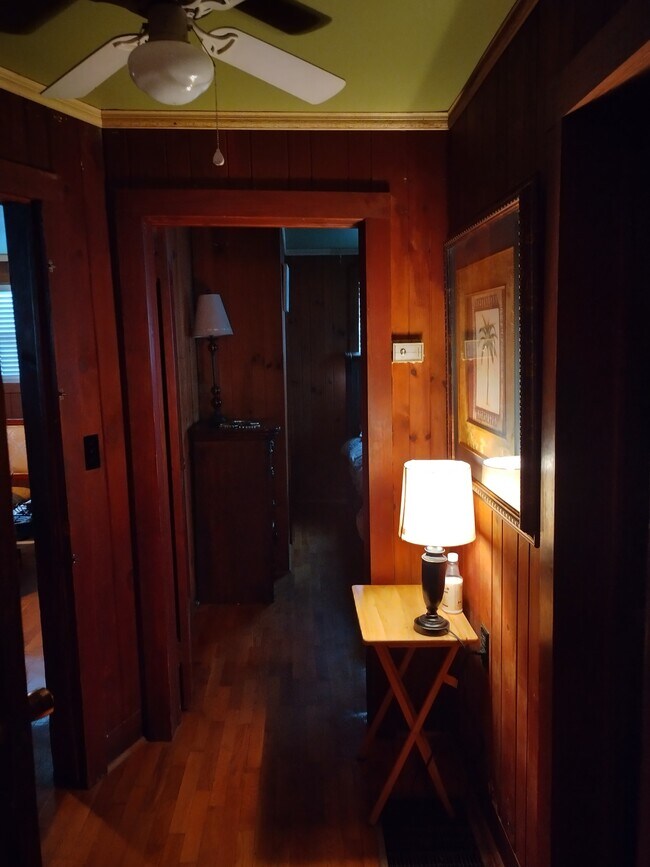 Foto del edificio - 451 Cook Rd