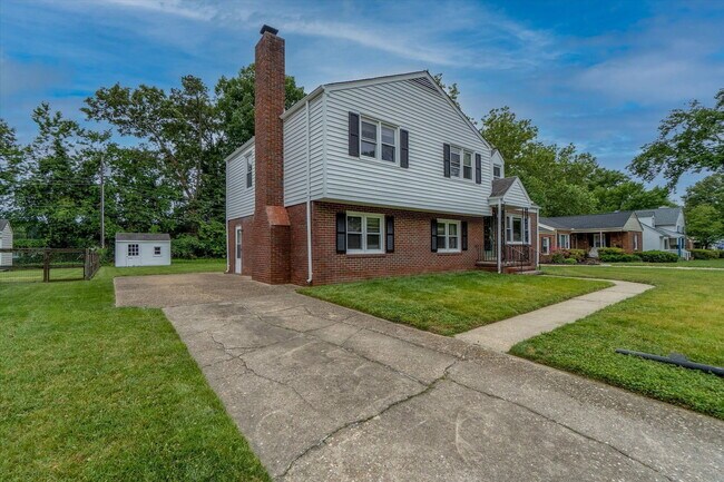 Building Photo - 8407 Pamela Dr