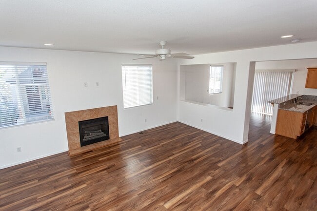 Building Photo - Clean, bright, and ready for your next chapter!