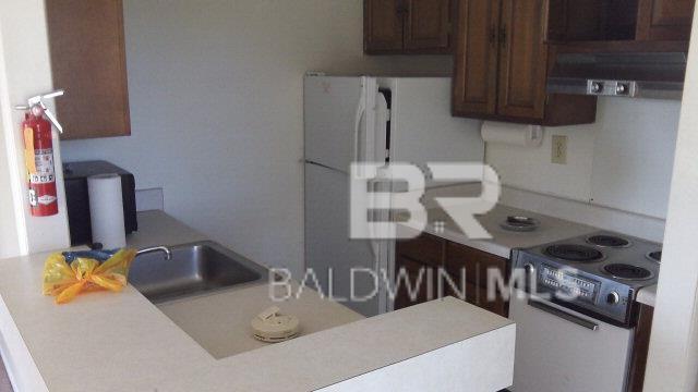 Building Photo - 2031 Sea Cliff Dr N