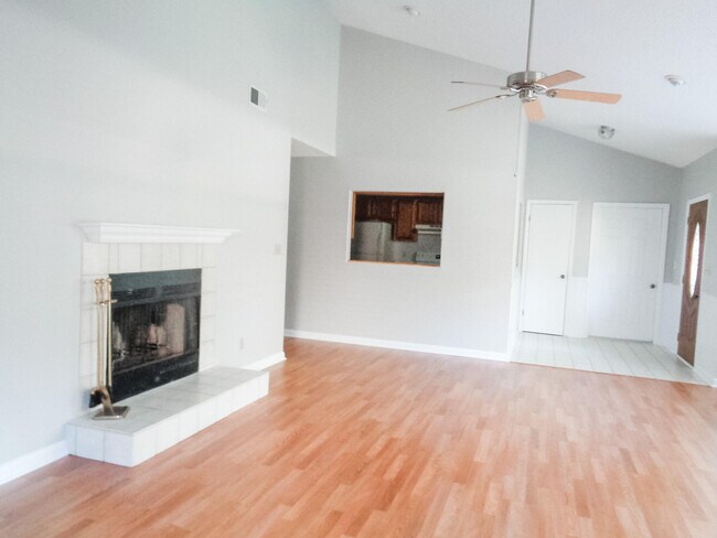 Foto del edificio - 228 Louisiana Ave