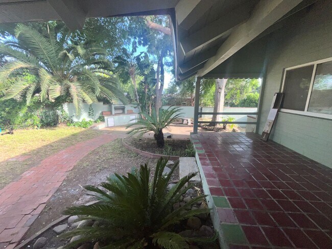 Building Photo - 8255 Churchill Dr