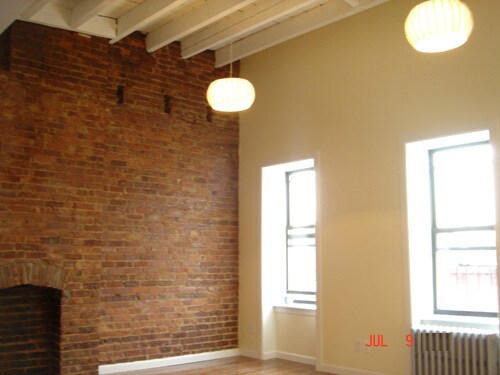 Living Rm 2 - 691 DeKalb Ave