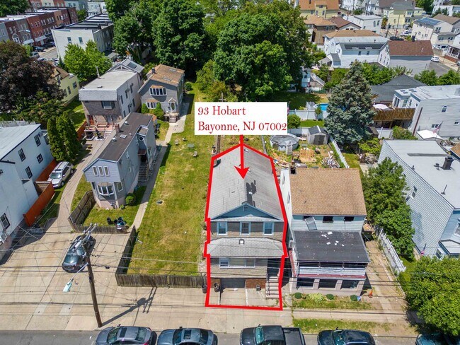 Foto del edificio - 93 Hobart Ave