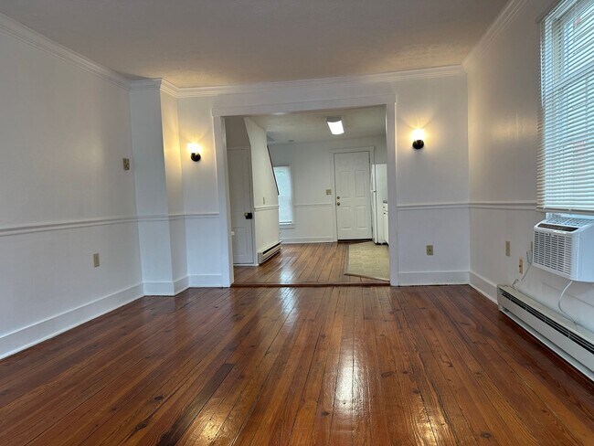 Foto del edificio - 115 W Germain St