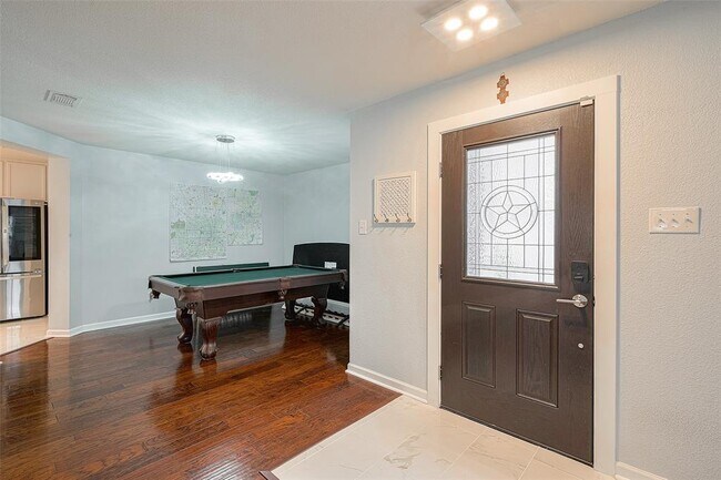 Foto del edificio - 21210 Bending Green Way