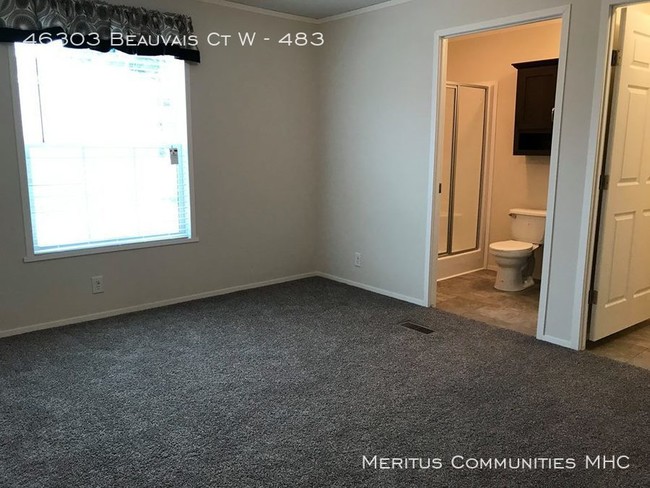 Building Photo - No Rent Until 9/1/2019 and APP FEE WAIVED