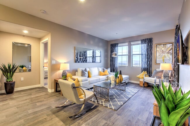 Building Photo - Elevate