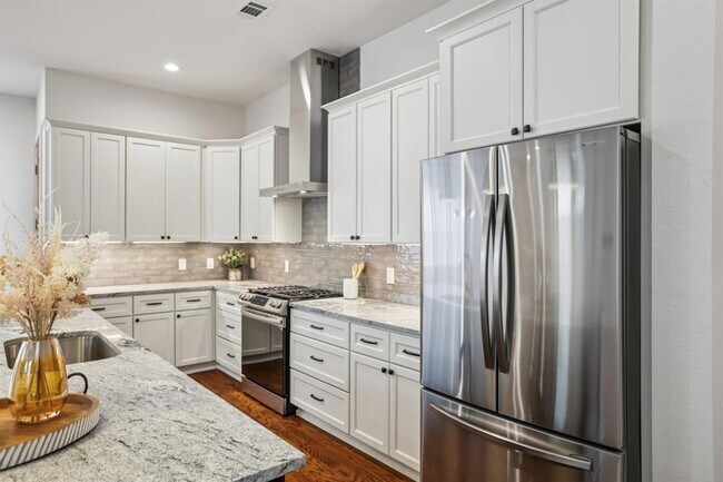 Foto del edificio - 6902 Northeast Dr