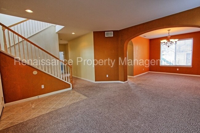 Building Photo - 2505 Warlow Ln