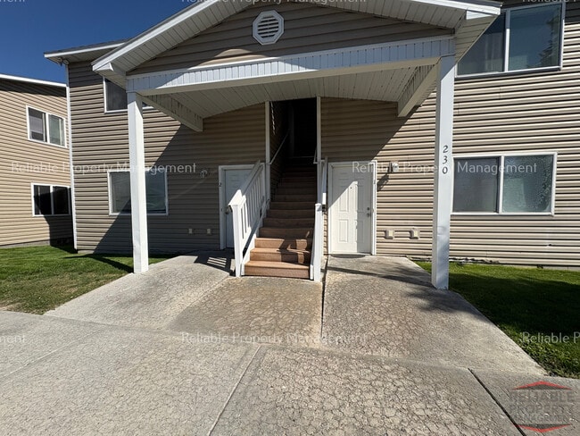 Building Photo - 230 W Anderson St