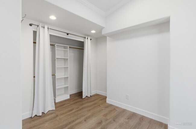 Foto del edificio - 8894 Indiana Ave