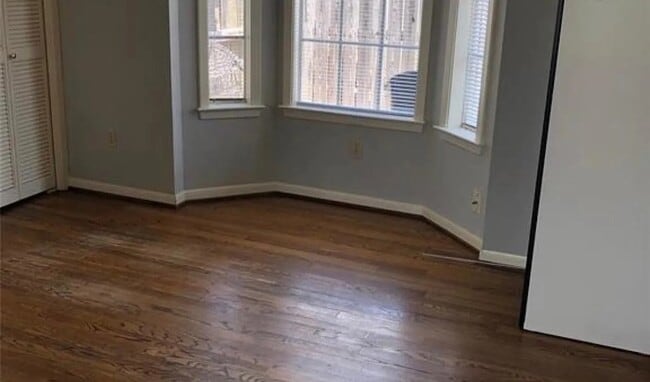 Foto del edificio - 2347 Sheridan St