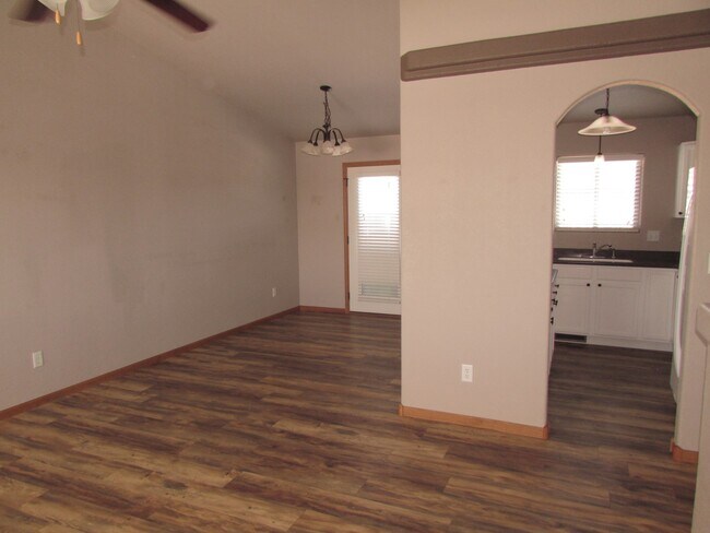 Foto del edificio - 3 BEDROOM | 2 BATH | CENTRAL AIR | RAPID VALLEY