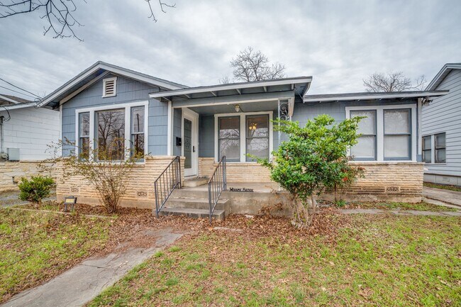 Foto del edificio - 3-BEDROOM HOME NEAR WOODLAWN LAKE, MONTICE...