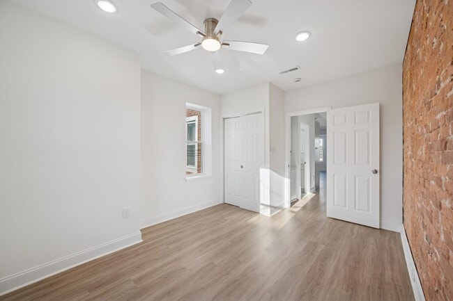 Foto del edificio - 5644 Blakemore St