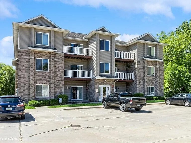 Foto del edificio - 285 Sadler Ln