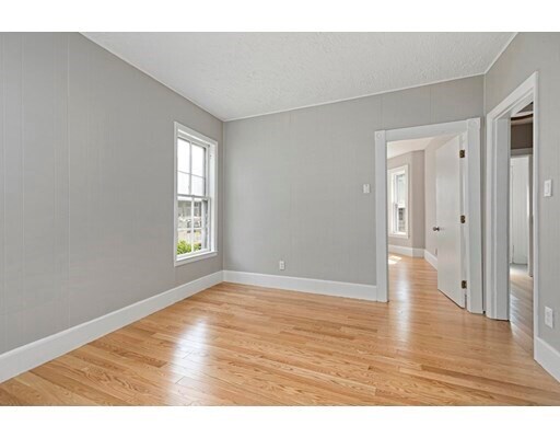 Foto del edificio - 55 Hano St