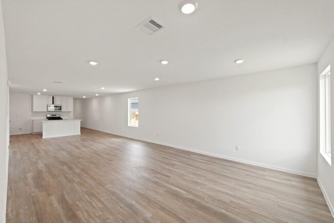 Building Photo - 40847 Hawthorne Glades St