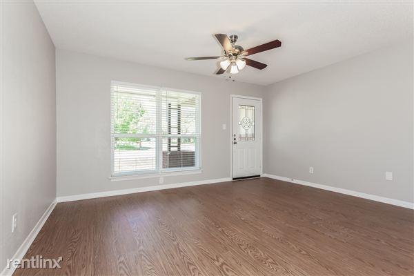 Building Photo - 7708 Clenis Ln