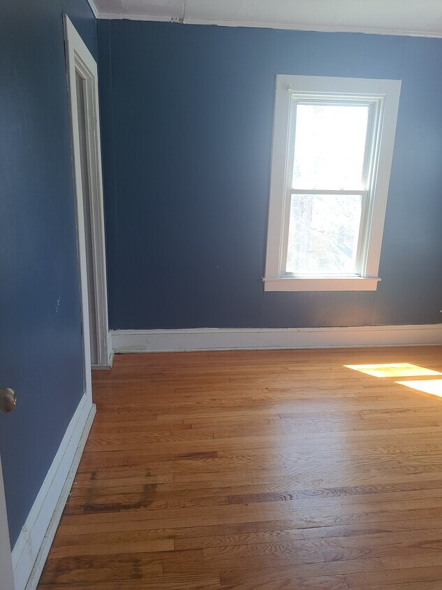 Building Photo - 138 Colton St