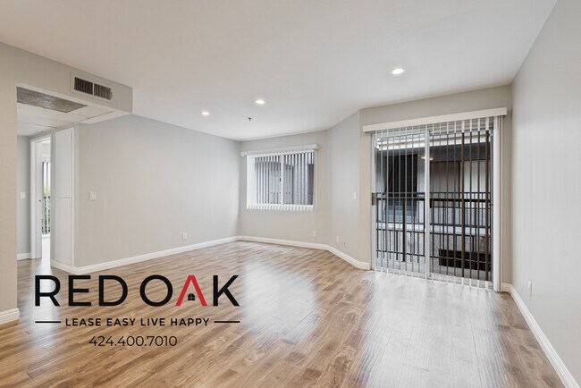 Foto del edificio - 5224 Cartwright Ave