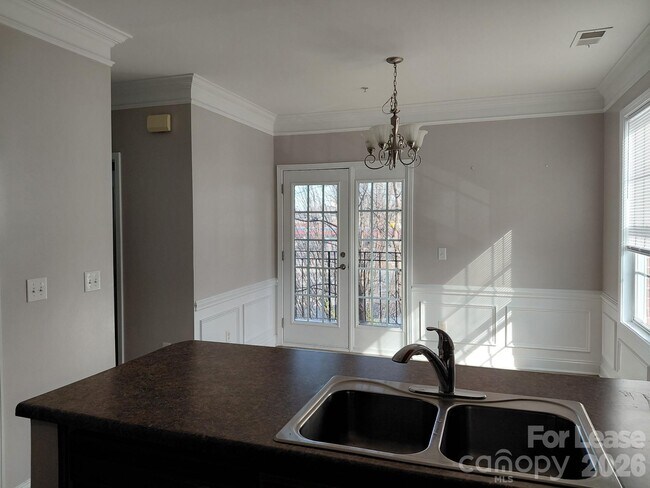 Foto del edificio - 105 Singleton Rd