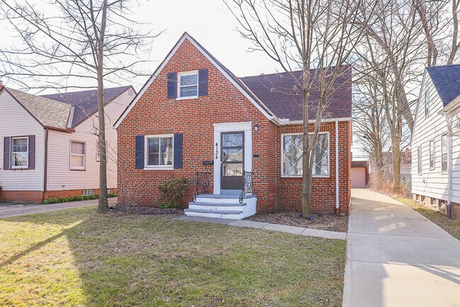 Foto del edificio - 4134 Bayard Rd