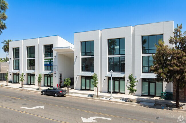 1740 Van Ness Avenue - Foto alternativa - Mural District Lofts
