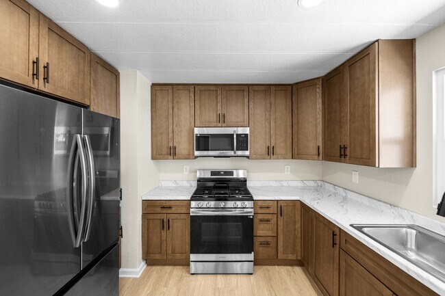 Foto del edificio - 34830 Lyn Ave