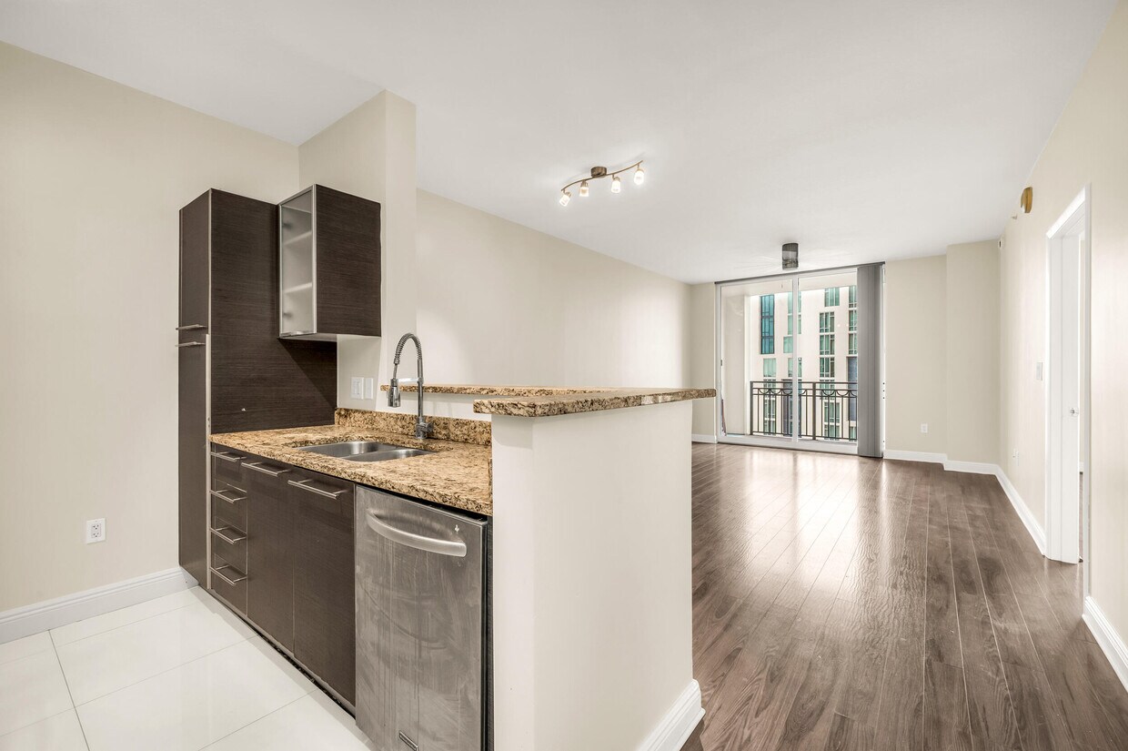 Foto principal - 550 Okeechobee Blvd