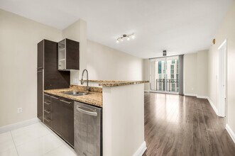 Building Photo - 550 Okeechobee Blvd
