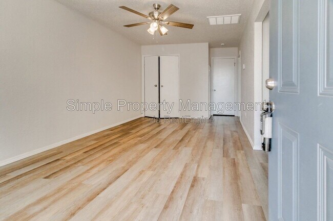 Foto del edificio - 5832 NW 31st Terrace