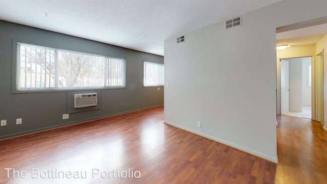 Foto del edificio - 2219 Marshall St NE