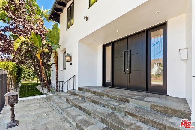 Foto del edificio - 2890 Forrester Dr