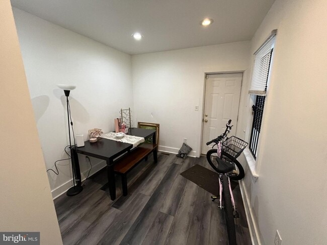 Photo - 1704 Arlington St Townhome